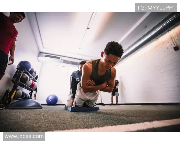 洲际杯回顾重庆篮球队个人能力的精彩展现与不足分析