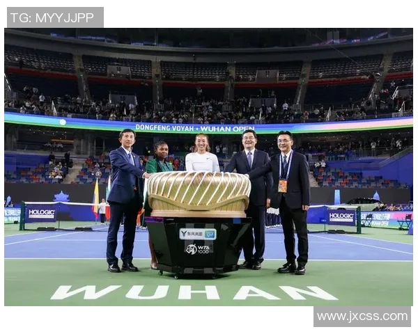 武汉网球队包夹战术解析及其在网球赛事中的影响与应用